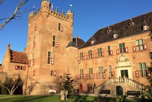 facade kasteel en donjon